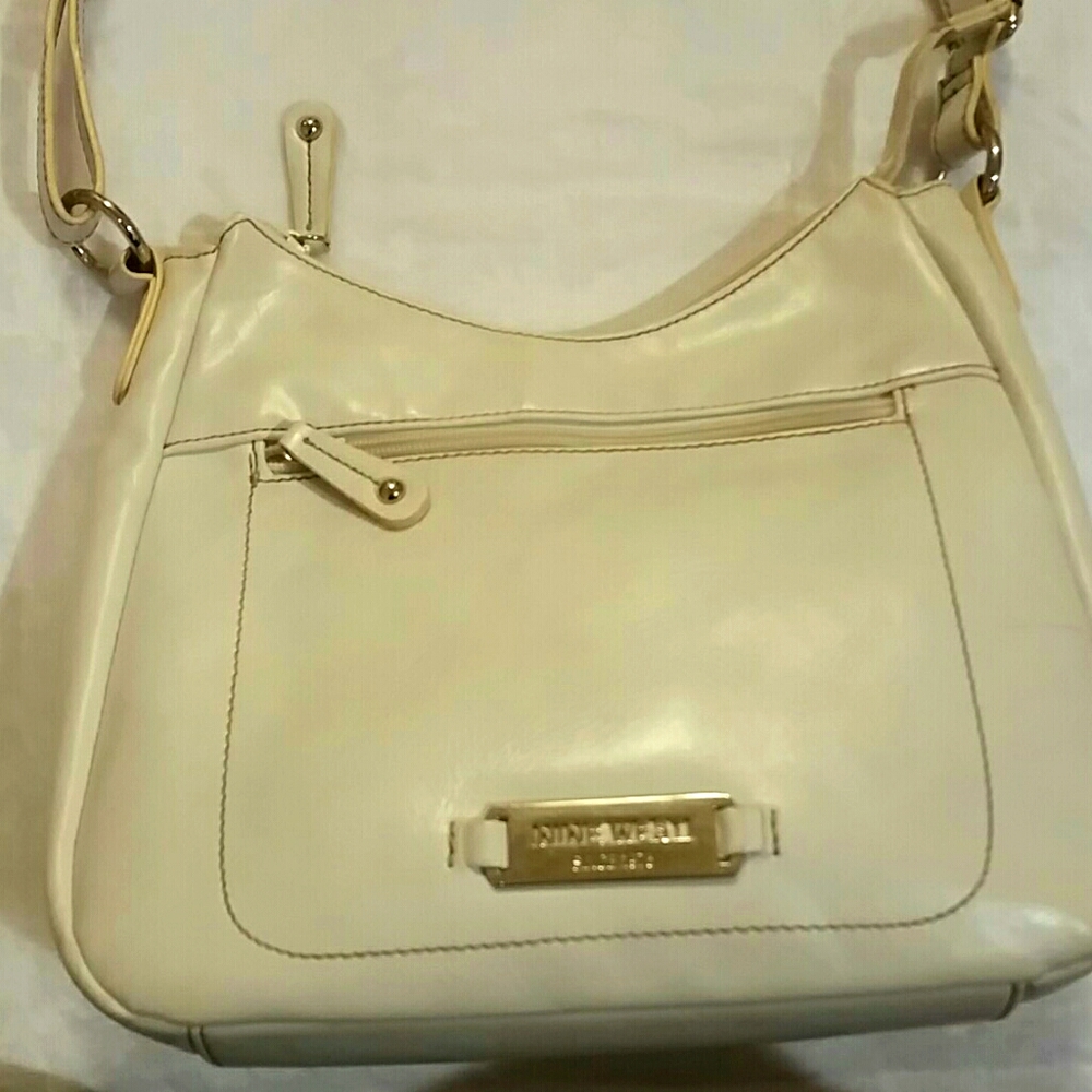 Woman's Nine West Pocketbook